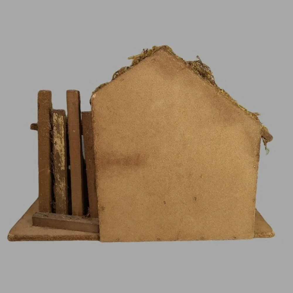 The Unbranded Brand nativity 12